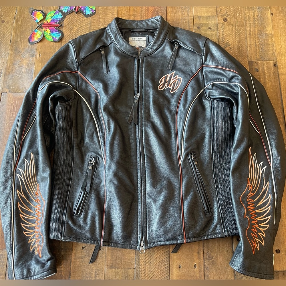 Harley Davidson Women's
Embroidered Wings Leather
Riding Jacket